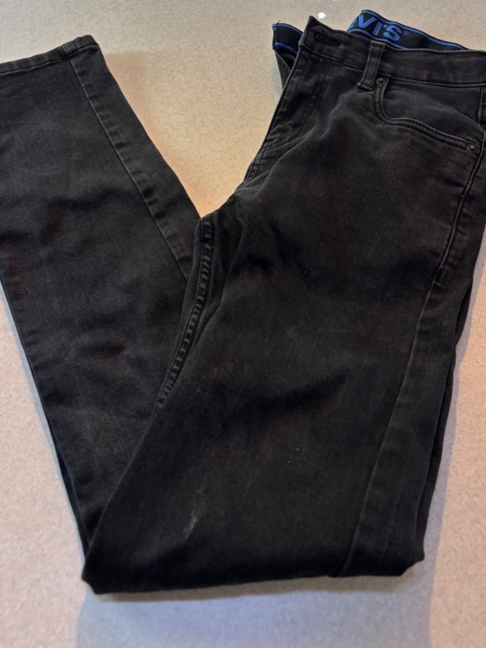 Levi's 502 Jeans